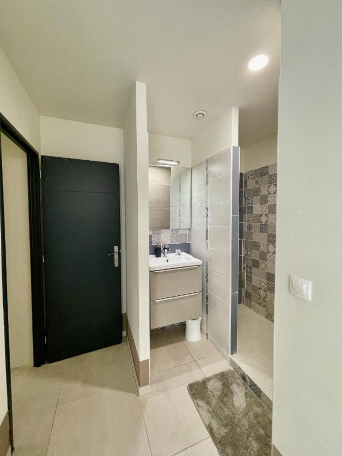 Appartement Souplex Jardin Proche Autoroute, Plages Et Attractions, Wifi - Tv, Calme Bessan Exteriör bild